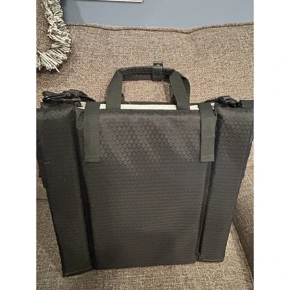 Atlanta Braves Portable Back‎ Support Stadium Seat Cushion Adjustable Removable - Picture 11 of 11